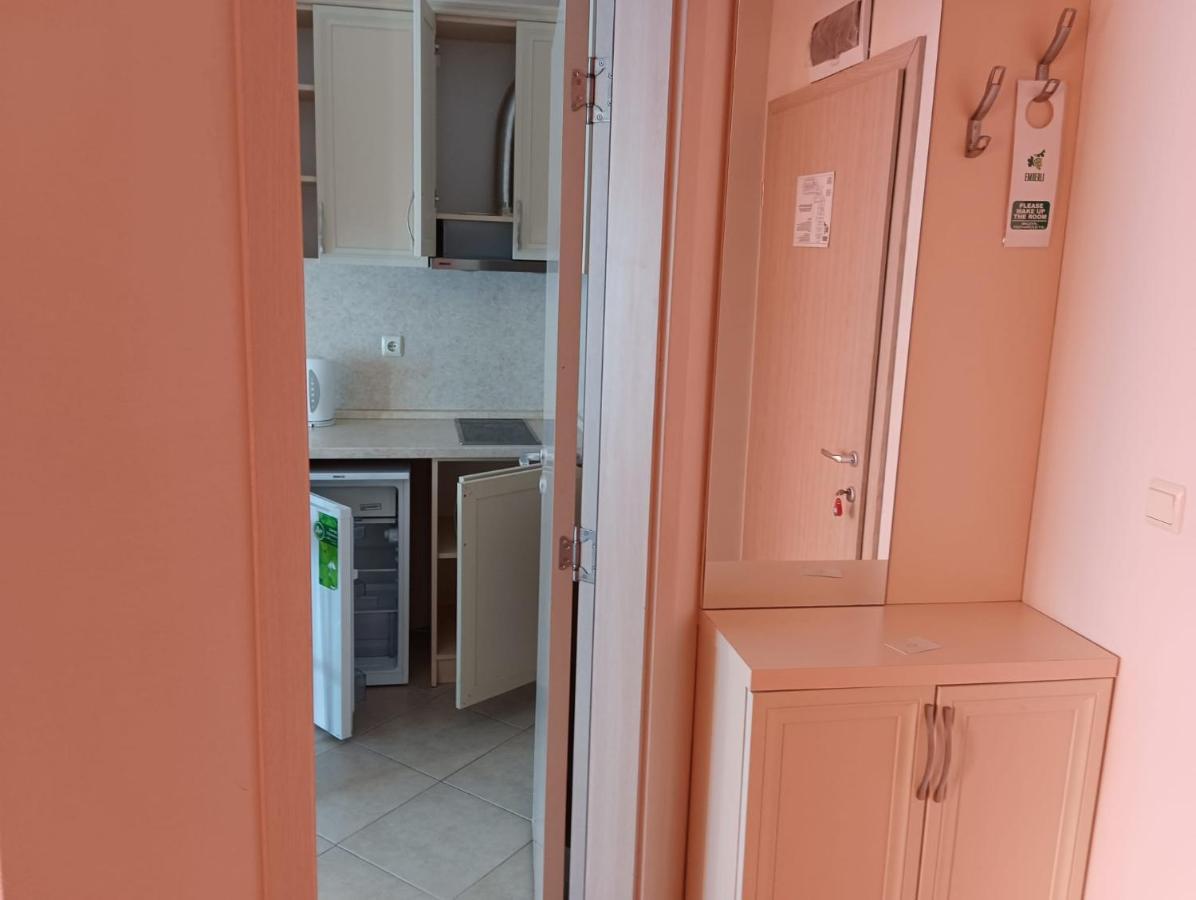 Excellent Apartment In Emberli Aparthotel. Lozenets Exterior photo